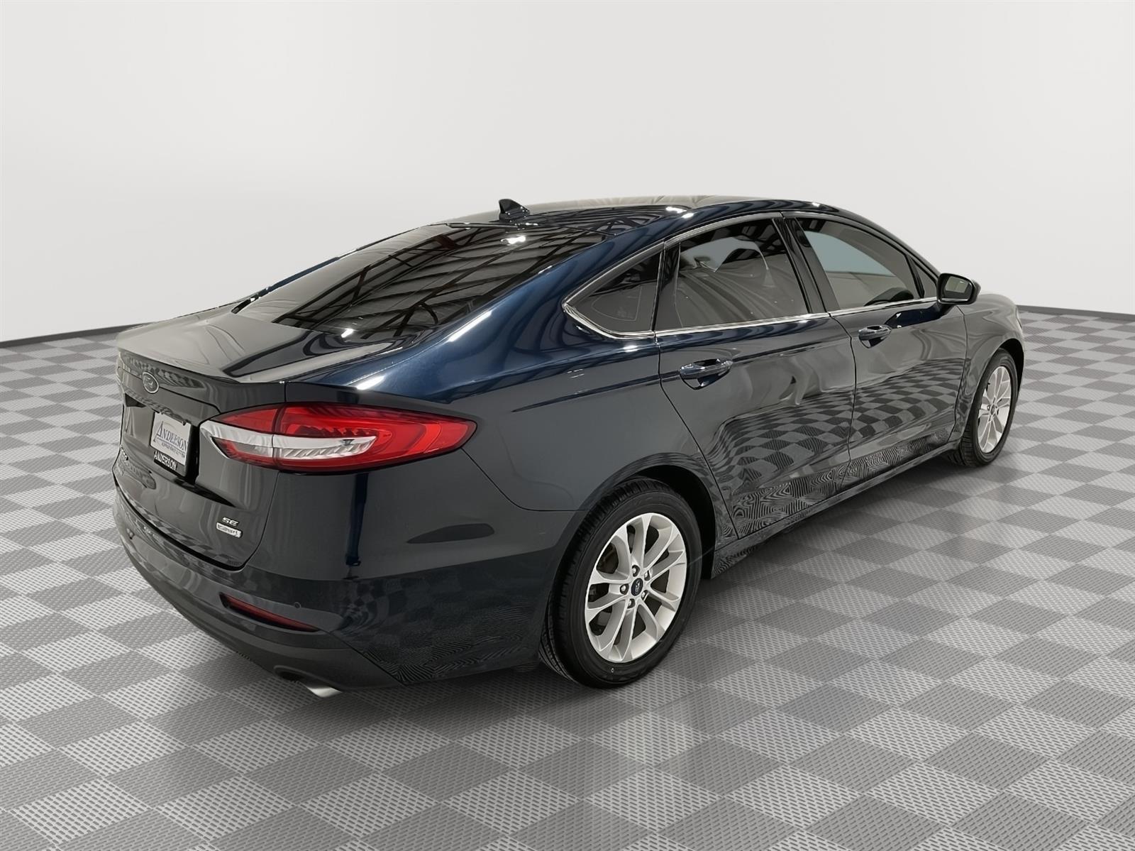 Used 2020 Ford Fusion SE Sedan for sale in St Joseph MO