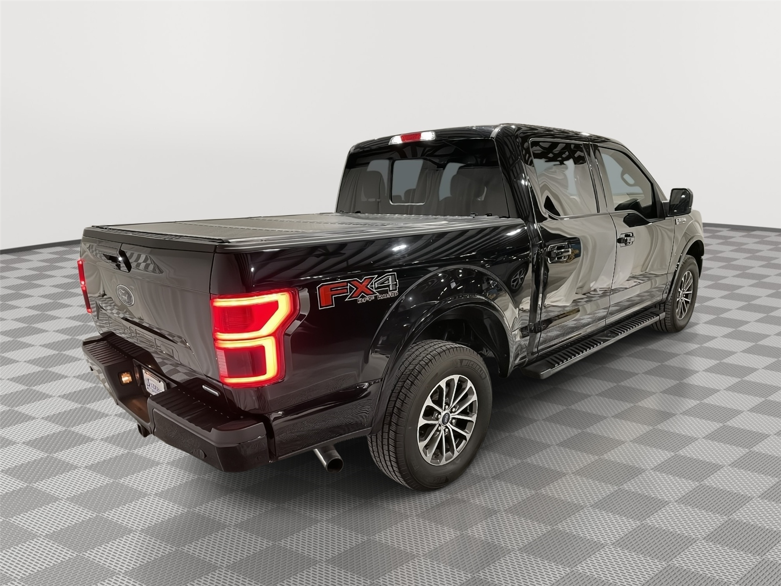 Used 2019 Ford F-150 Lariat Crew Cab Truck for sale in St Joseph MO