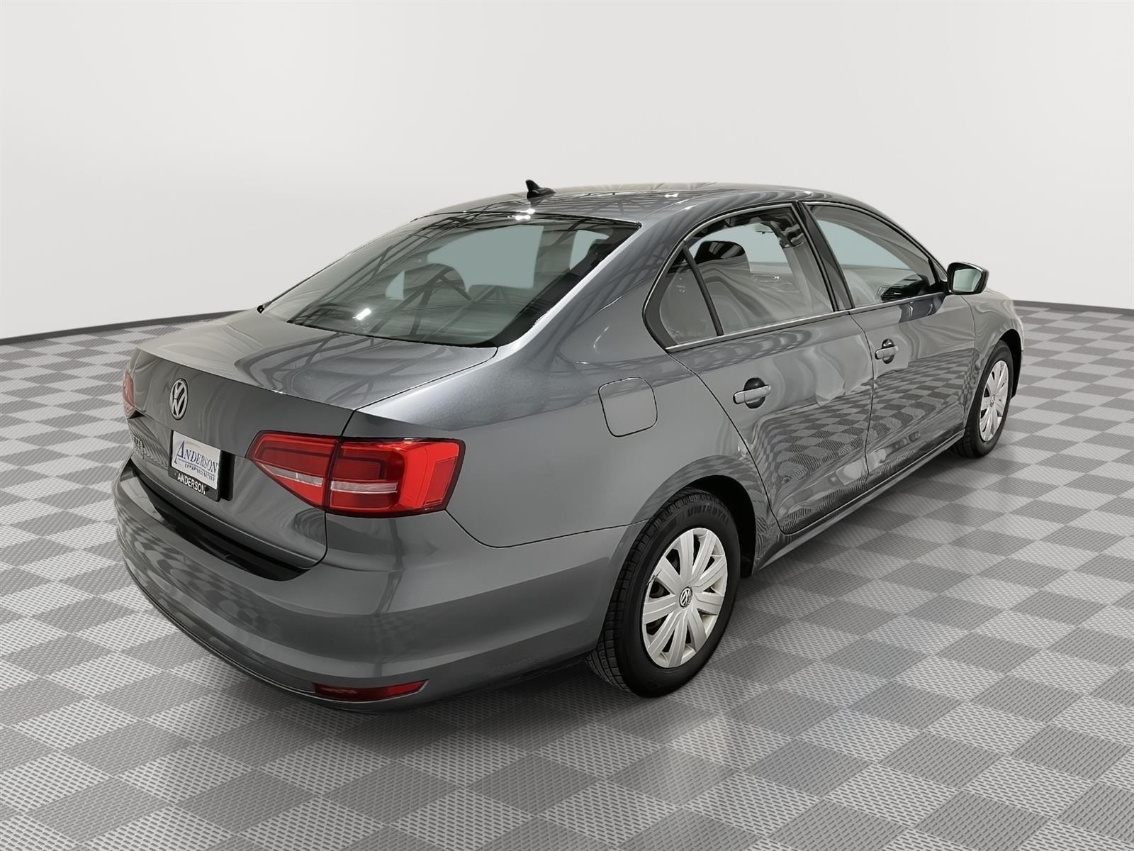 Used 2015 Volkswagen Jetta Sedan 2.0L S w/Technology Sedan for sale in St Joseph MO