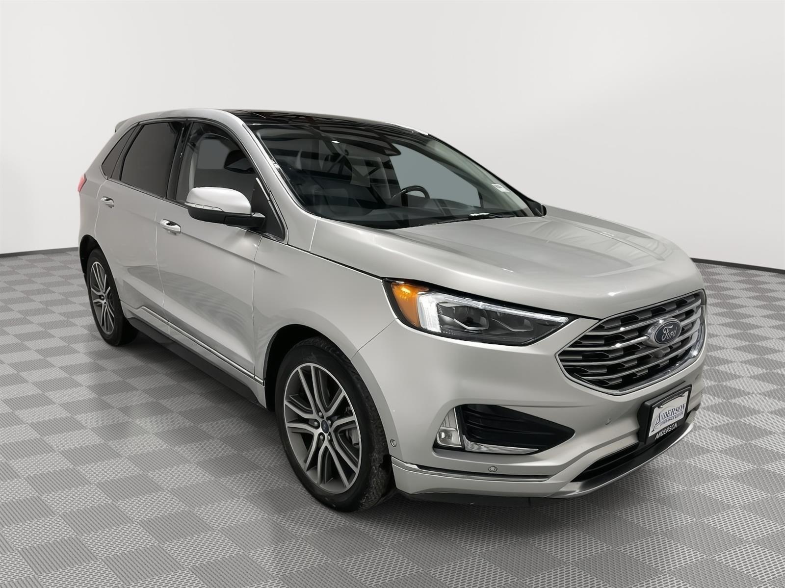 Used 2019 Ford Edge Titanium SUV for sale in St Joseph MO