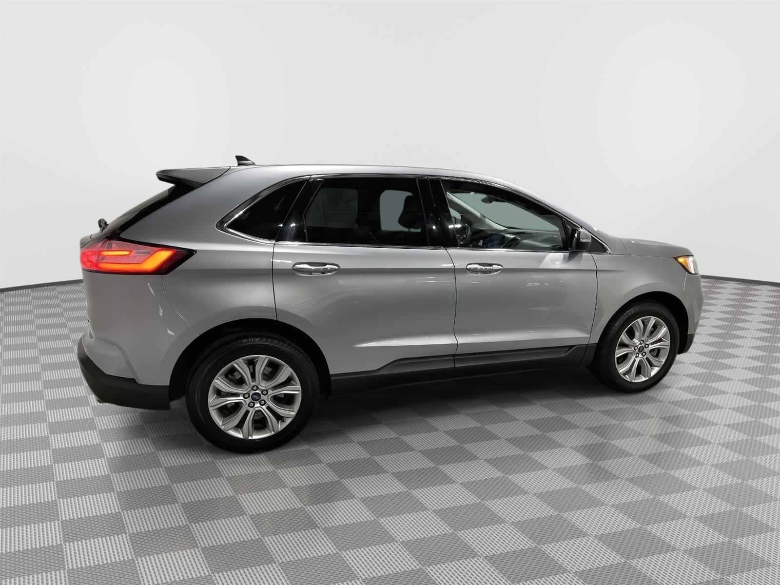 Used 2022 Ford Edge Titanium SUV for sale in St Joseph MO