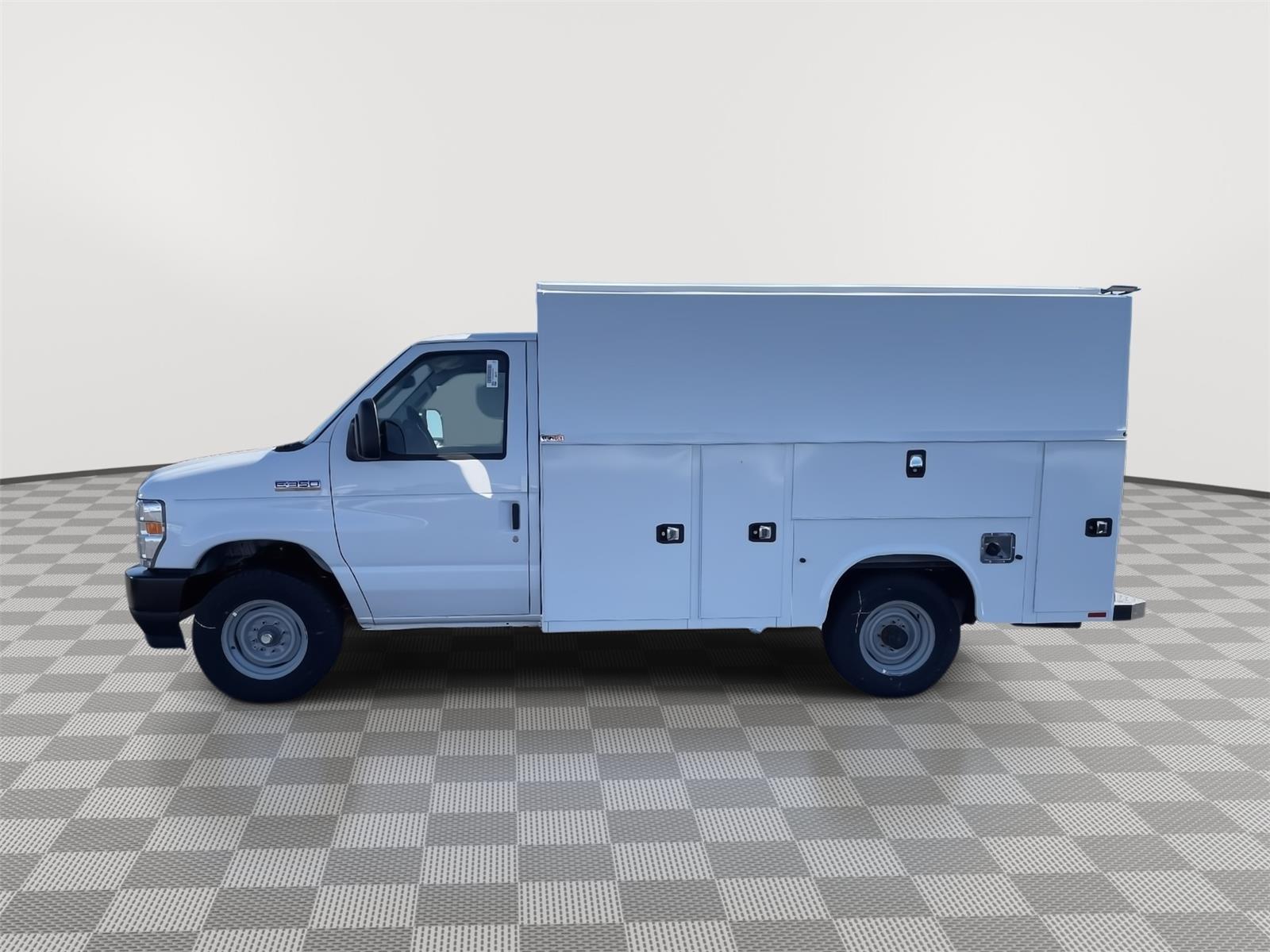 New 2025 Ford E-Series Cutaway for sale in St. Joseph MO