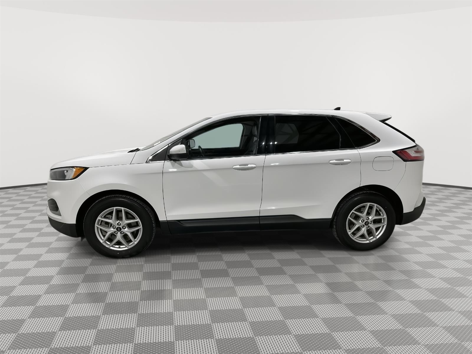 Used 2023 Ford Edge SEL SUV for sale in St Joseph MO