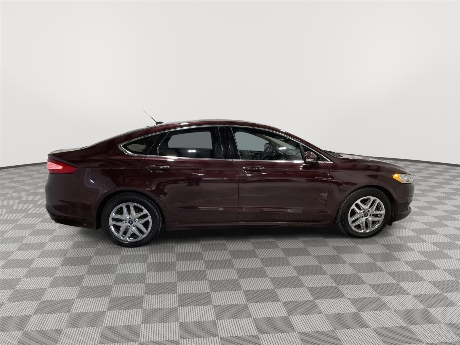 Used 2013 Ford Fusion SE Sedan for sale in St Joseph MO