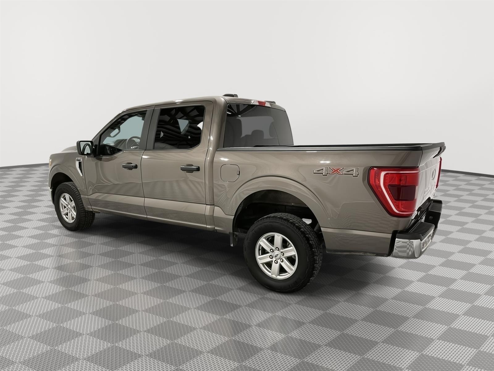 Used 2022 Ford F-150 XLT Crew Cab Truck for sale in St Joseph MO