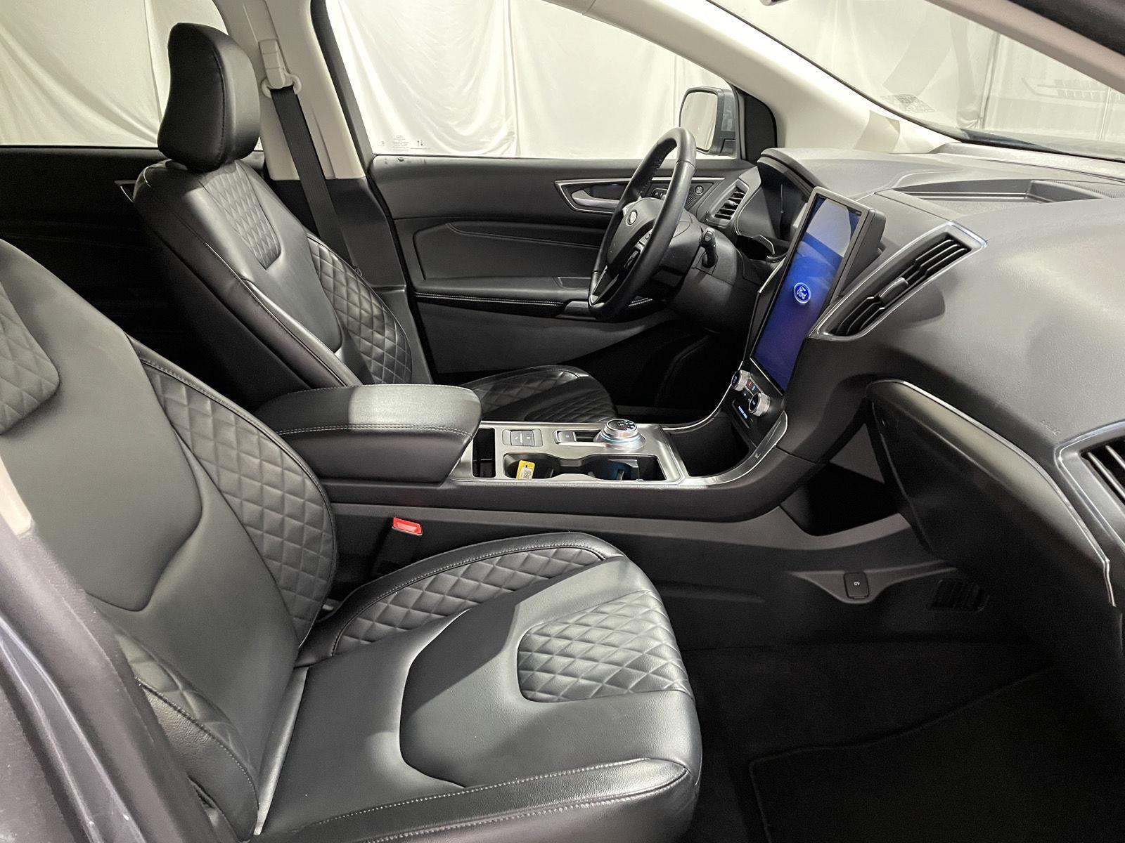 Used 2024 Ford Edge Titanium SUV for sale in St Joseph MO