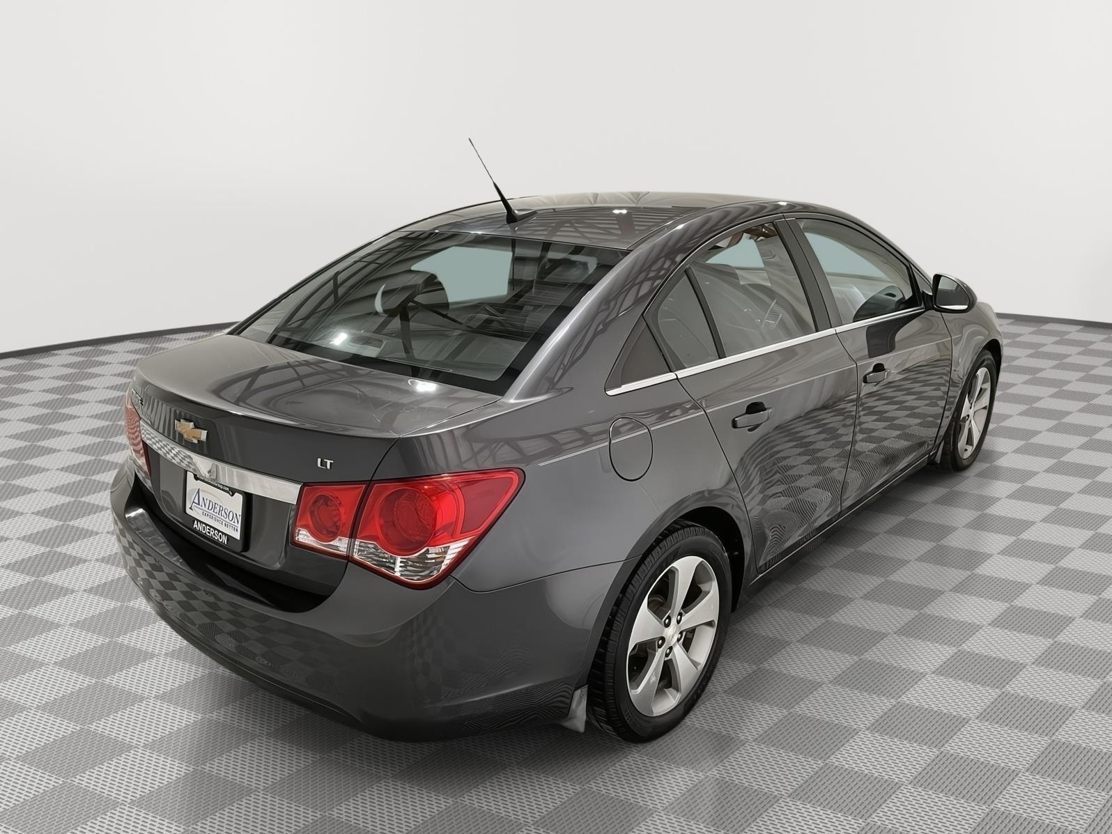 Used 2011 Chevrolet Cruze LT w/2LT Sedan for sale in St Joseph MO