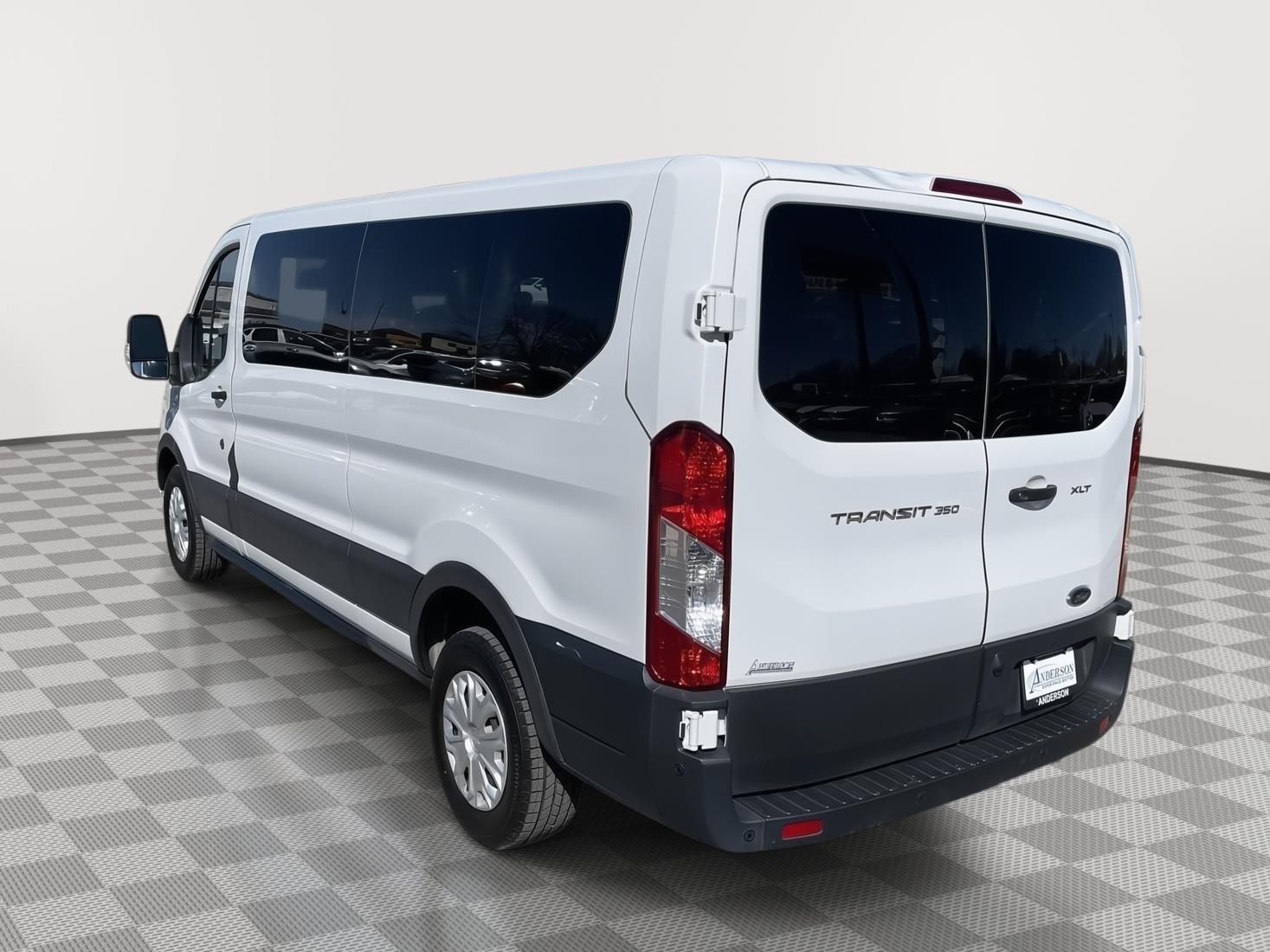 Used 2022 Ford Transit Passenger Wagon XLT Full-Sized Van for sale in St. Joseph MO