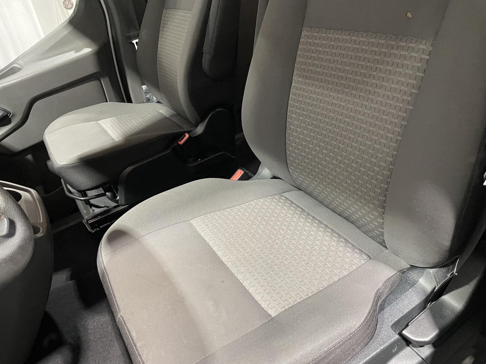 Used 2022 Ford Transit Passenger Wagon XLT Full-Sized Van for sale in St. Joseph MO