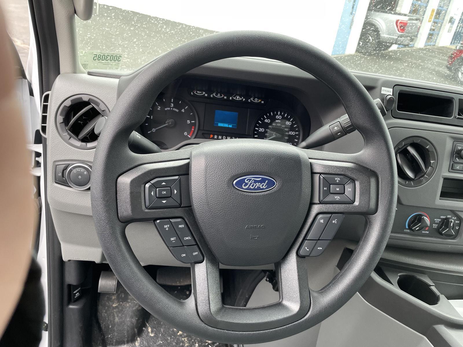 New 2025 Ford E-Series Cutaway for sale in St. Joseph MO