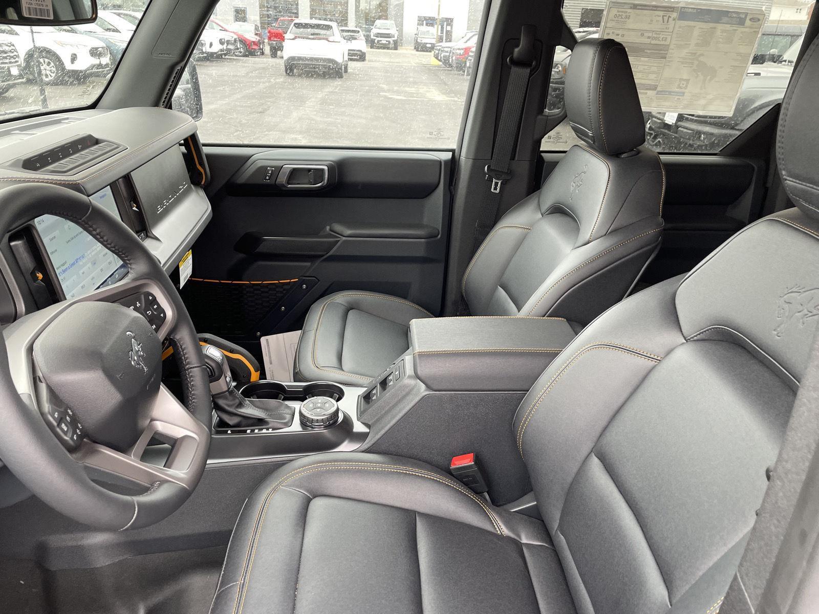 New 2024 Ford Bronco Badlands SUV for sale in St. Joseph MO