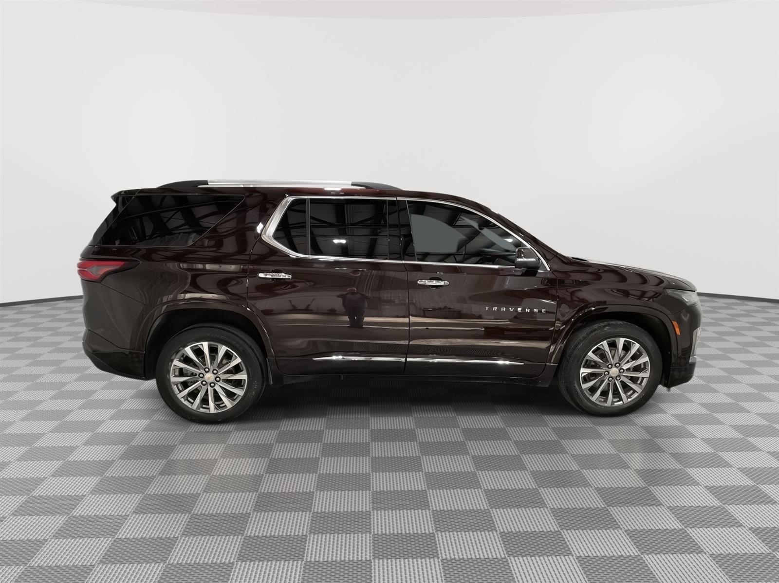 Used 2023 Chevrolet Traverse Premier SUV for sale in St Joseph MO