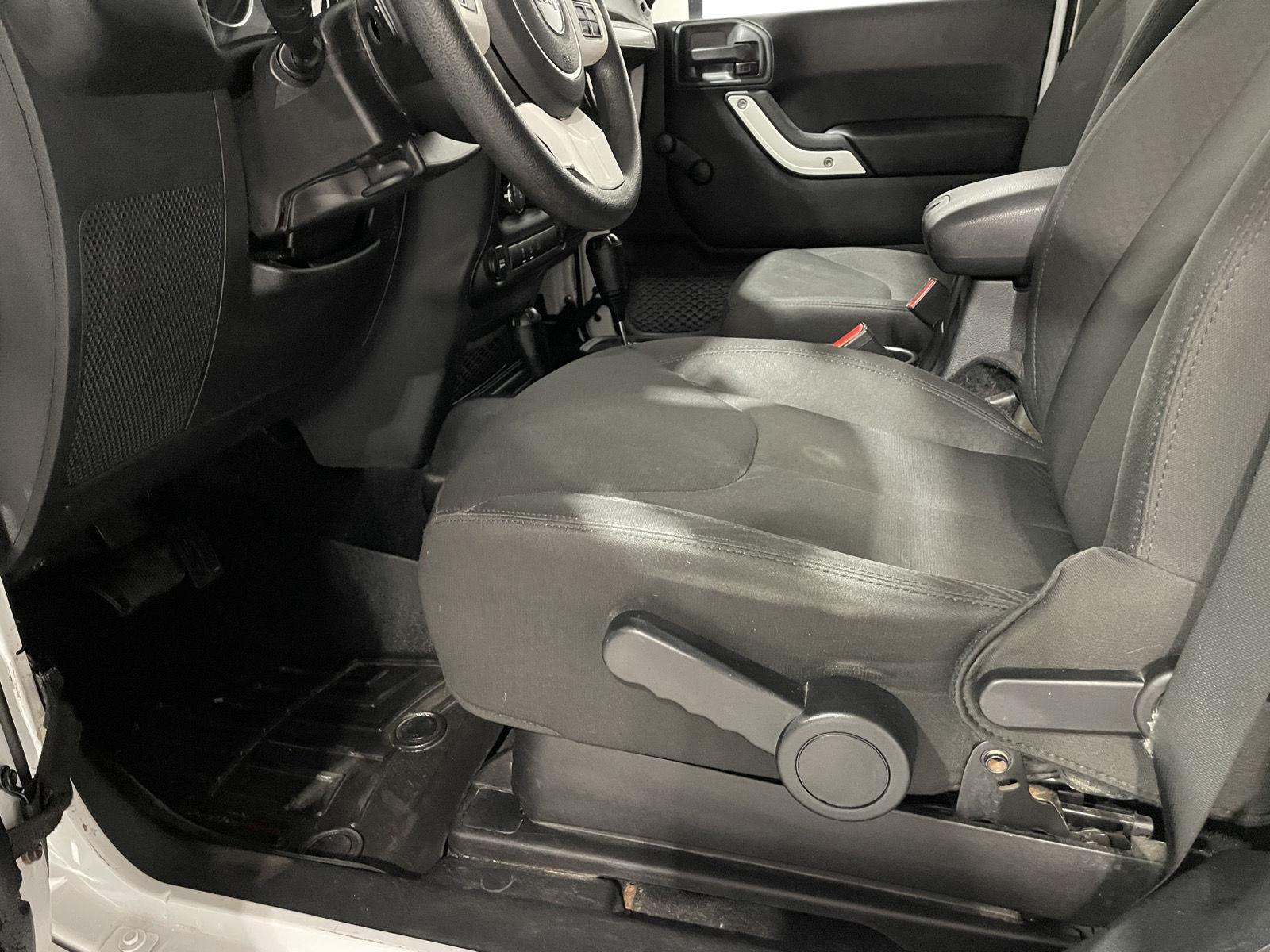 Used 2017 Jeep Wrangler Sport SUV for sale in St Joseph MO