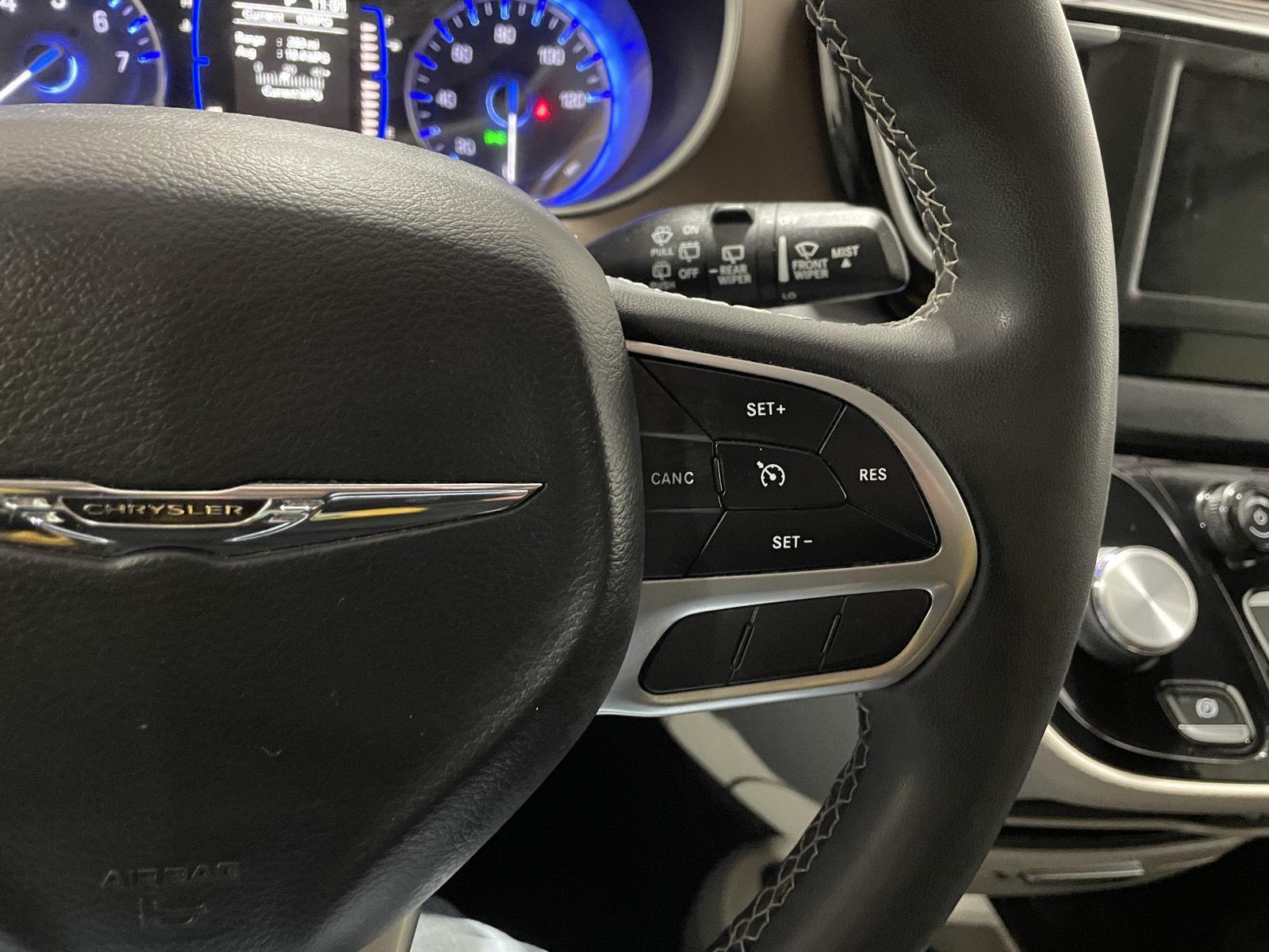 Used 2022 Chrysler Voyager LX Minivans for sale in St Joseph MO