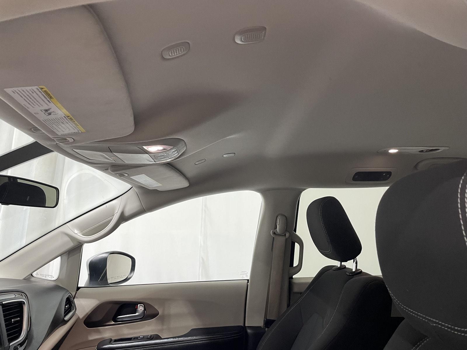 Used 2022 Chrysler Voyager LX Minivans for sale in St Joseph MO