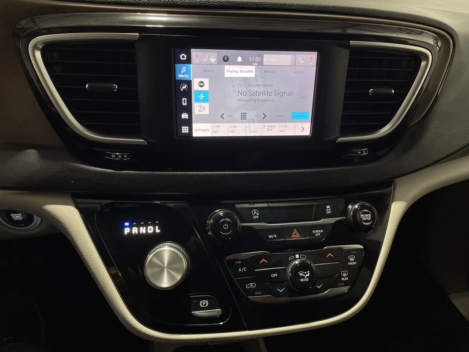 Used 2022 Chrysler Voyager LX Minivans for sale in St Joseph MO