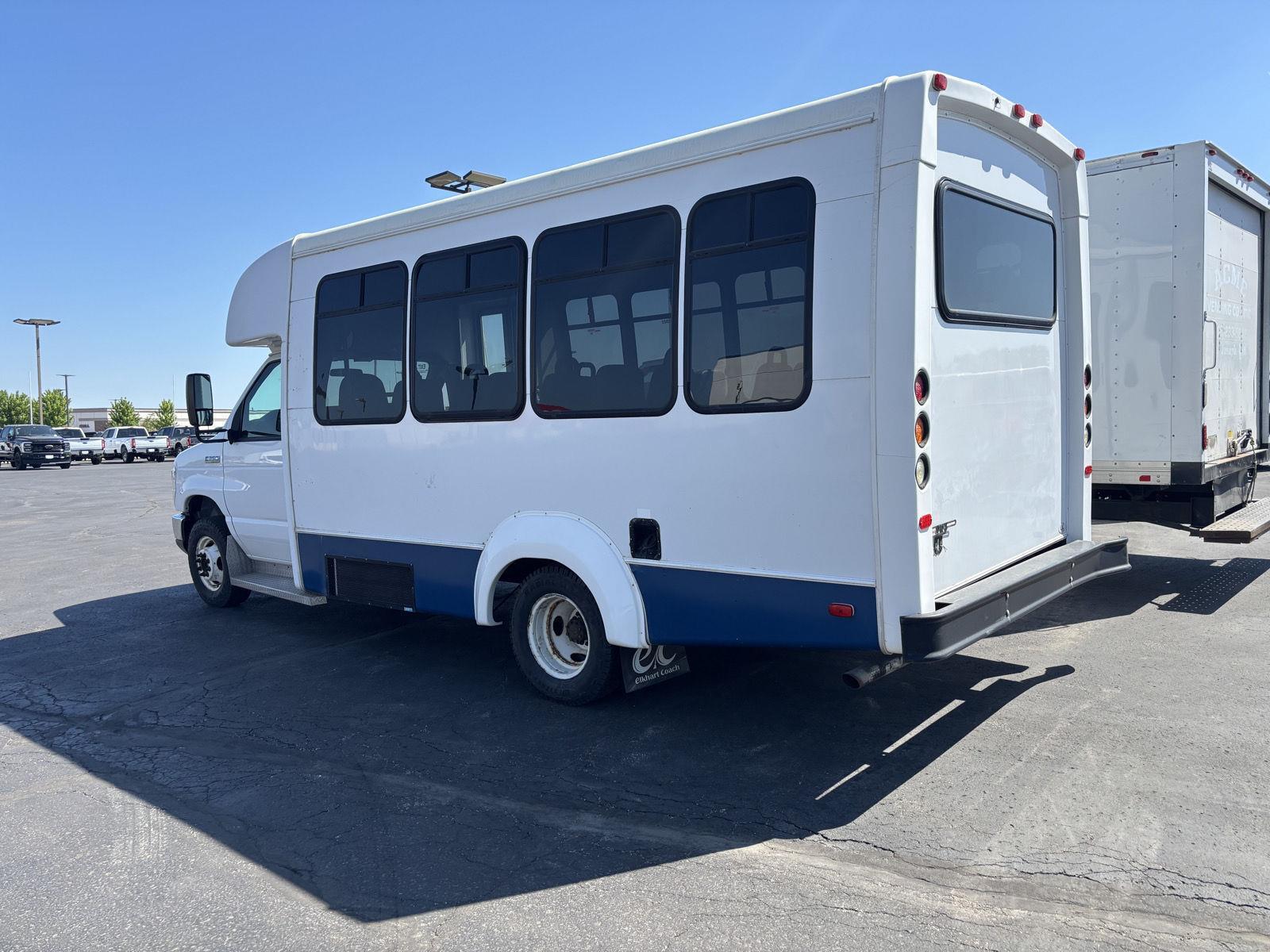 Used 2016 Ford Econoline Commercial Cutaway E-350 Super Duty 138 DRW specialty vehicle for sale in St Joseph MO