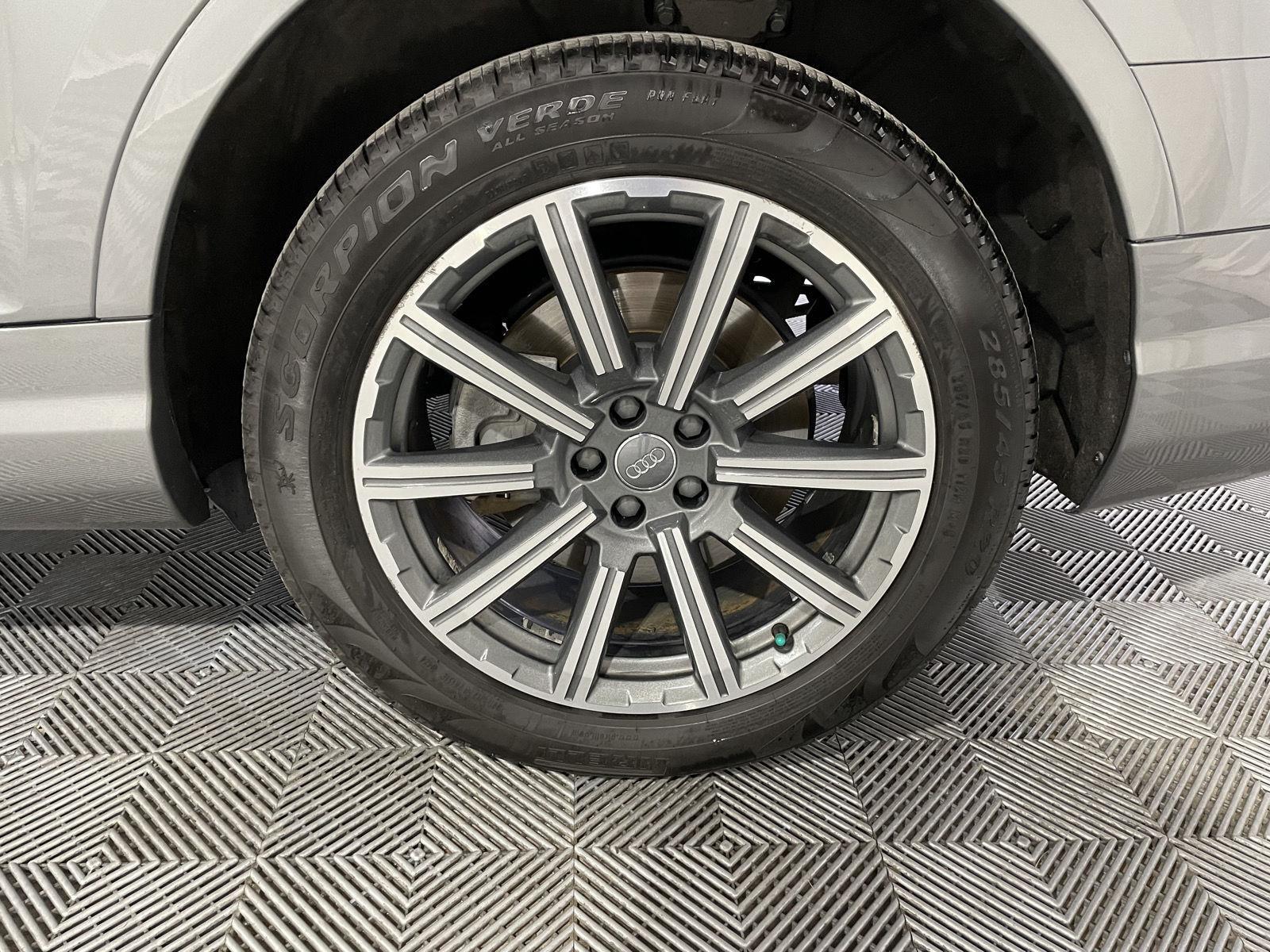 Used 2017 Audi Q7 Premium Plus SUV for sale in St Joseph MO