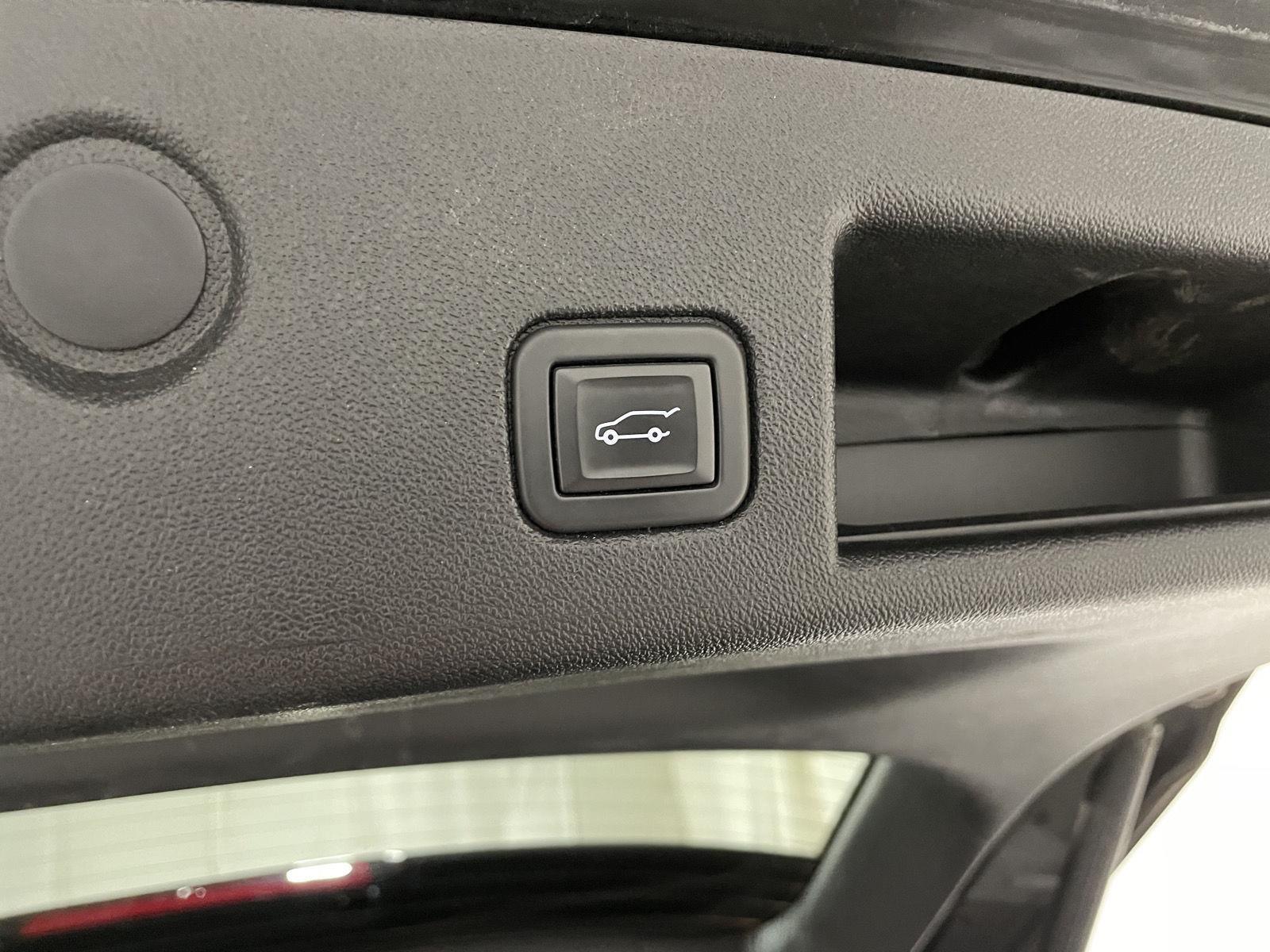 Used 2020 Chevrolet Equinox Premier SUV for sale in St Joseph MO