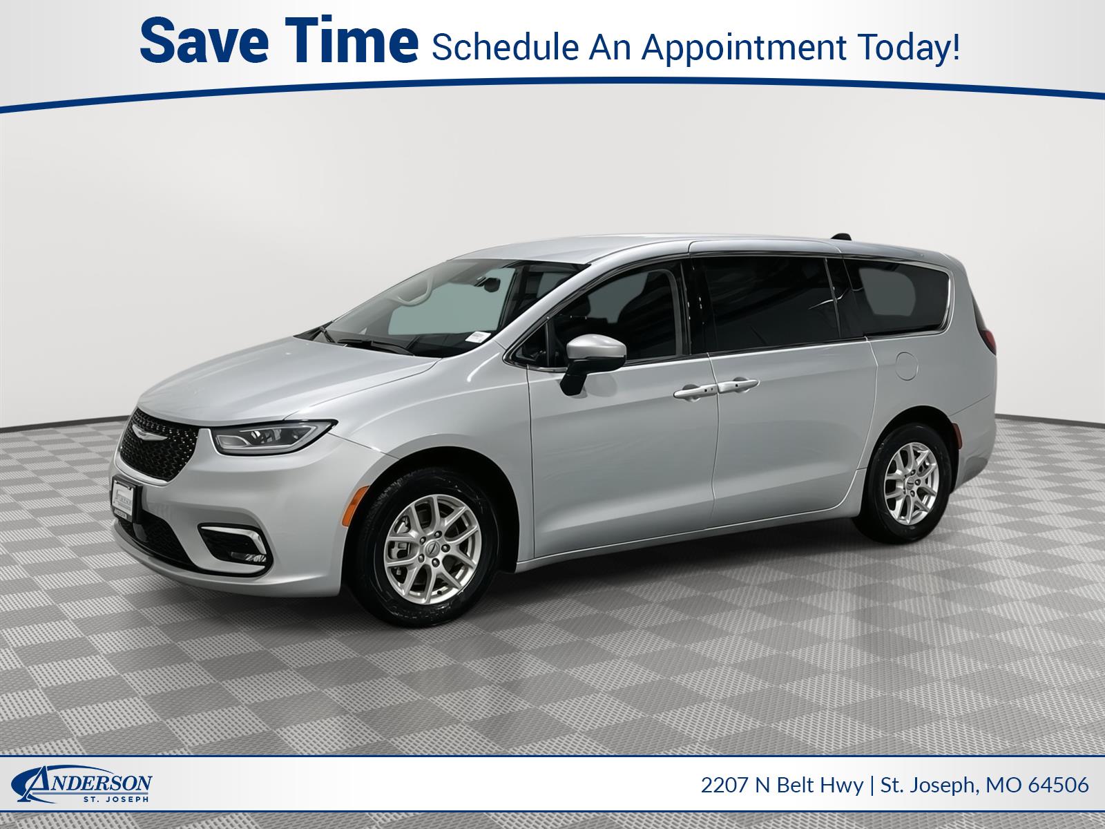 Used 2023 Chrysler Pacifica Touring L Minivans for sale in St Joseph MO