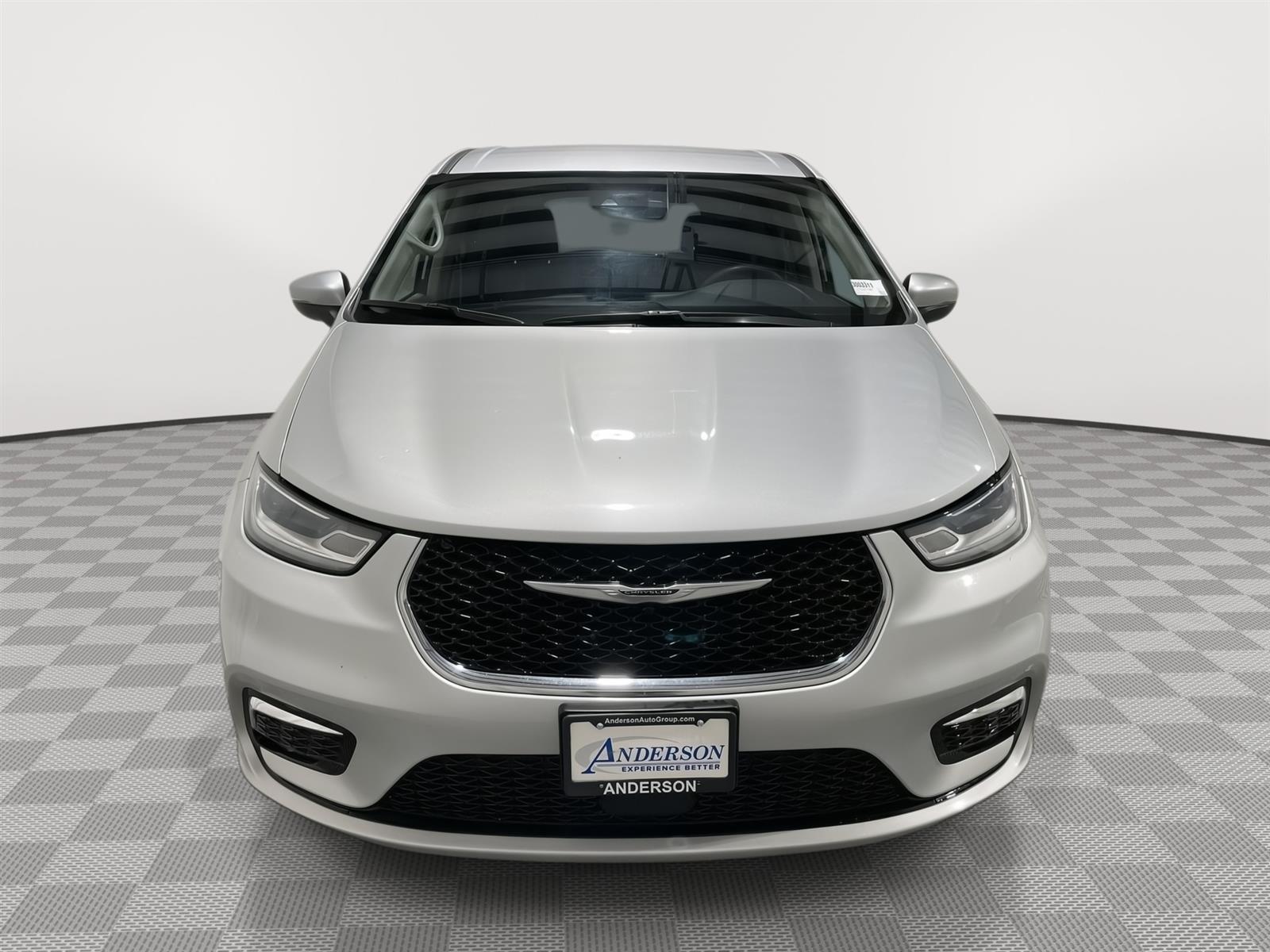 Used 2023 Chrysler Pacifica Touring L Minivans for sale in St Joseph MO