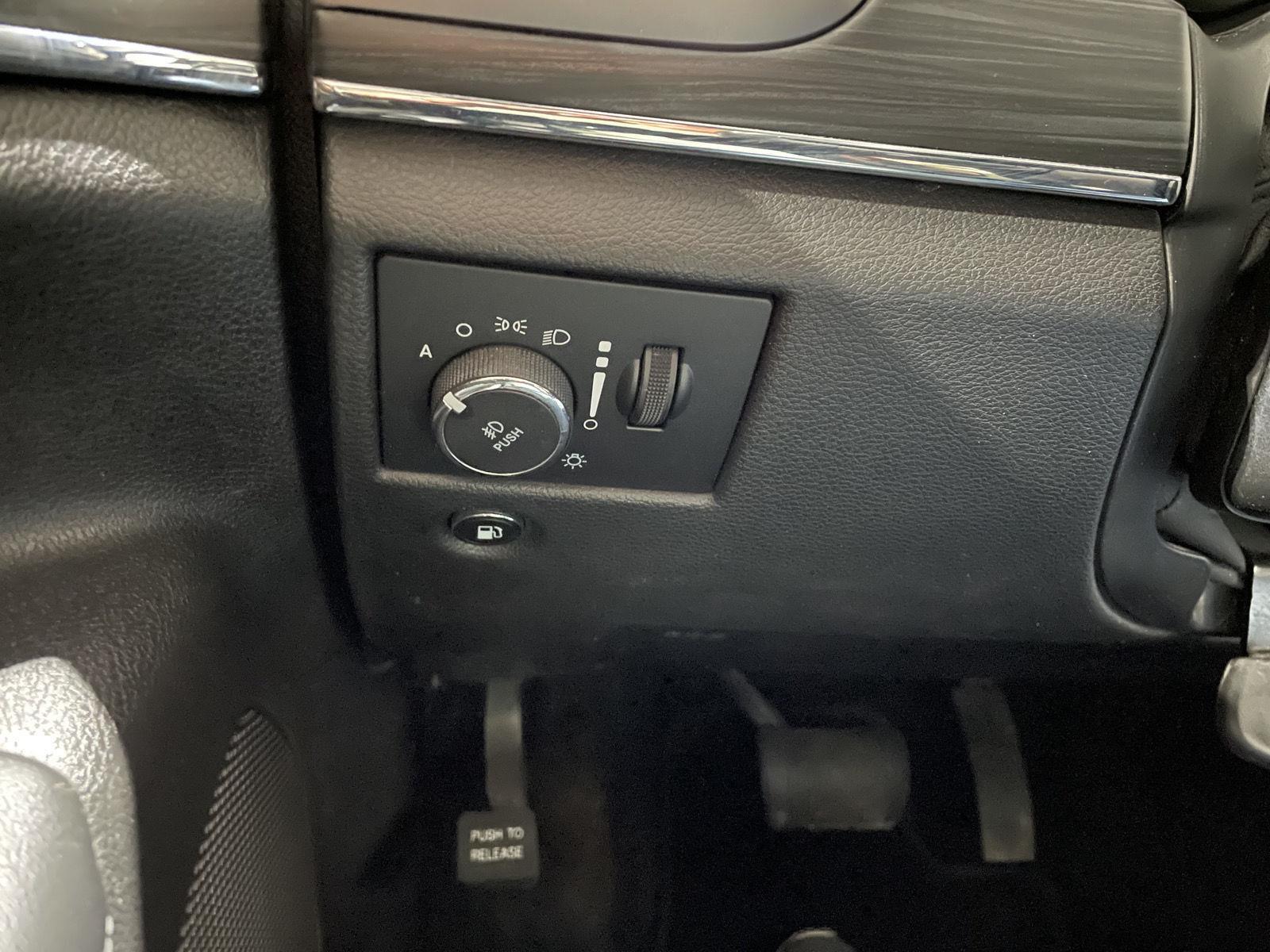 Used 2019 Jeep Grand Cherokee Limited SUV for sale in St Joseph MO