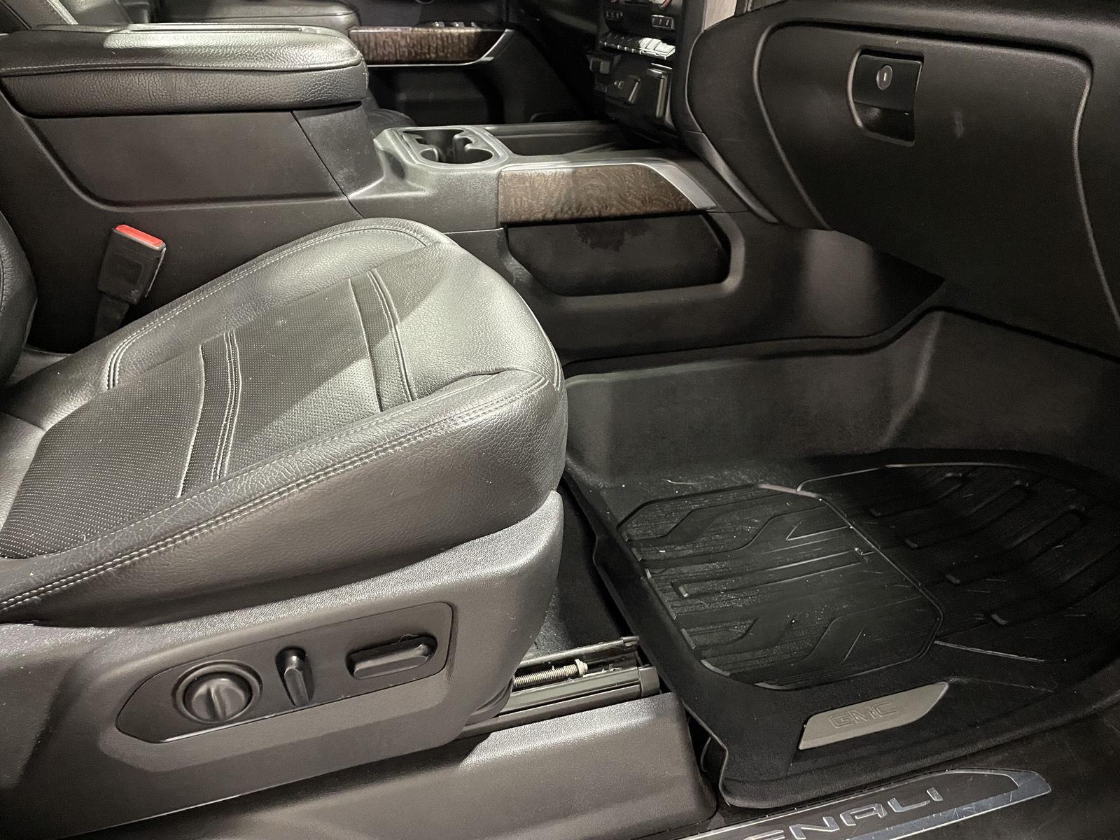 Used 2020 GMC Sierra 2500HD Denali Crew Cab Truck for sale in St Joseph MO