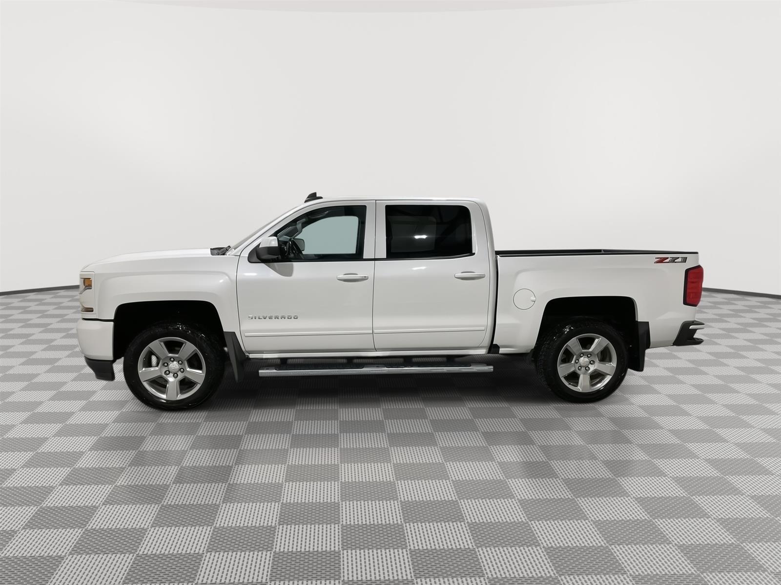 Used 2018 Chevrolet Silverado 1500 LT Crew Cab Truck for sale in St Joseph MO