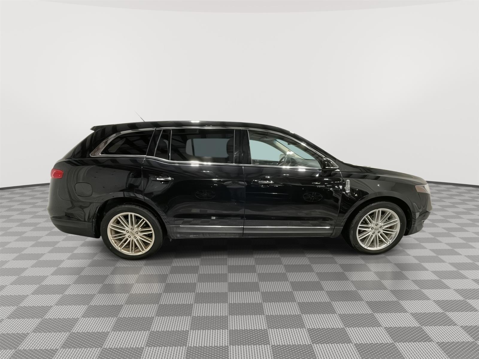 Used 2019 Lincoln MKT Reserve SUV for sale in St Joseph MO