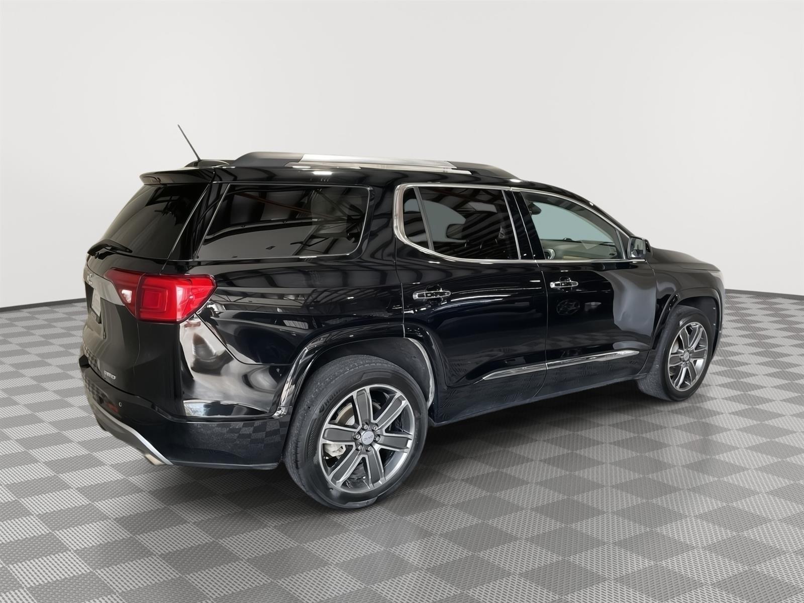 Used 2019 GMC Acadia Denali 4 door for sale in St Joseph MO