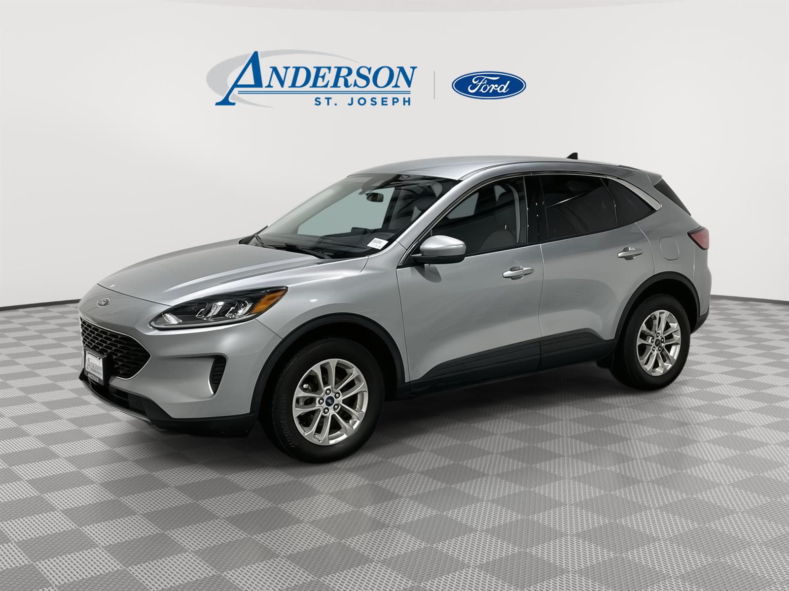Used 2021 Ford Escape SE Hybrid SUV for sale in St Joseph MO