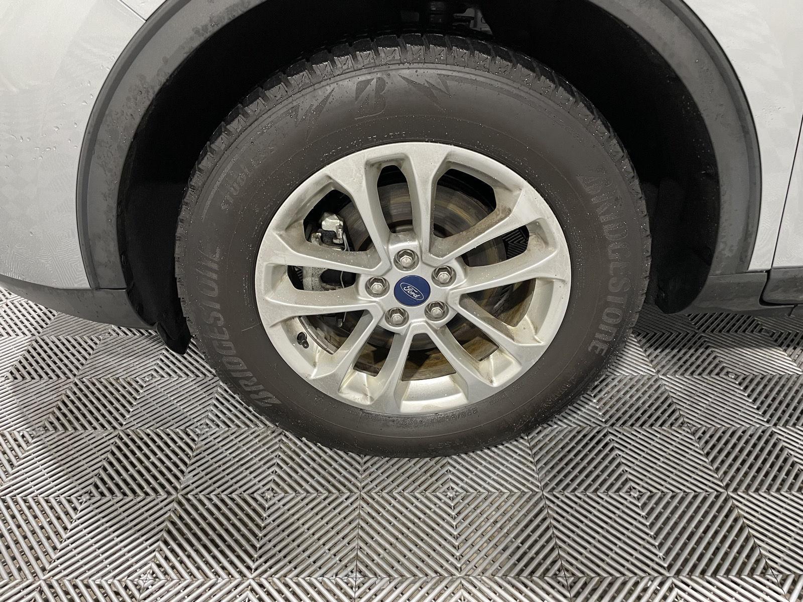 Used 2021 Ford Escape SE Hybrid SUV for sale in St Joseph MO