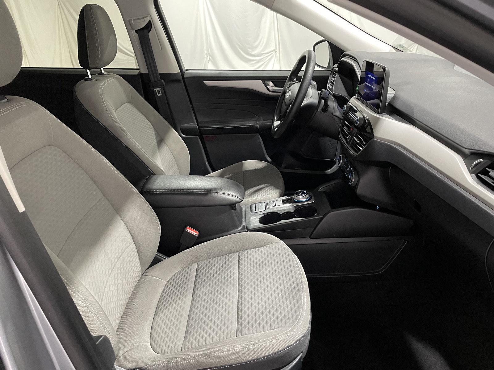 Used 2021 Ford Escape SE Hybrid SUV for sale in St Joseph MO