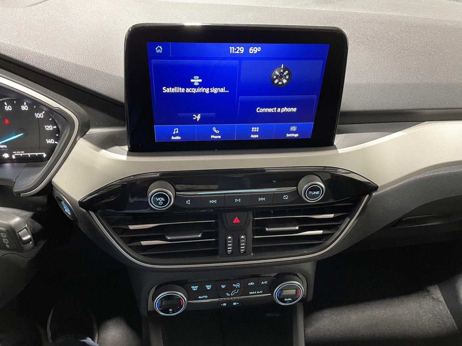 Used 2021 Ford Escape SE Hybrid SUV for sale in St Joseph MO