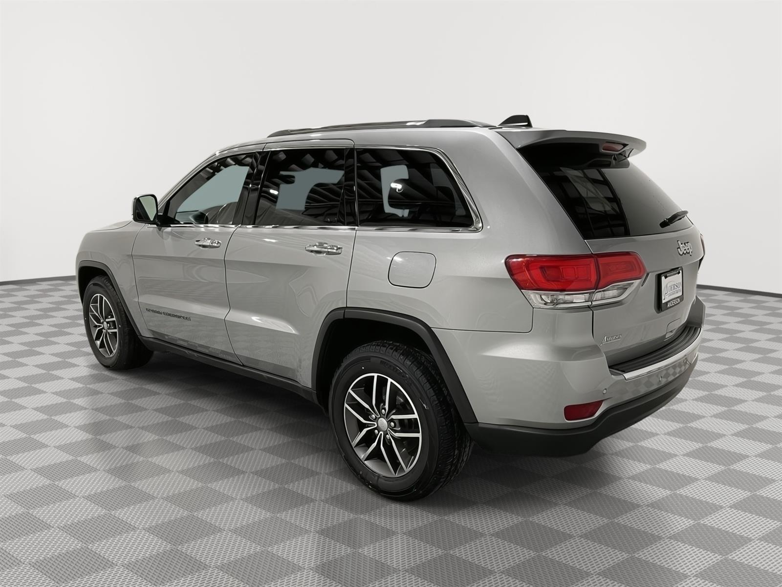 Used 2018 Jeep Grand Cherokee Limited SUV for sale in St Joseph MO
