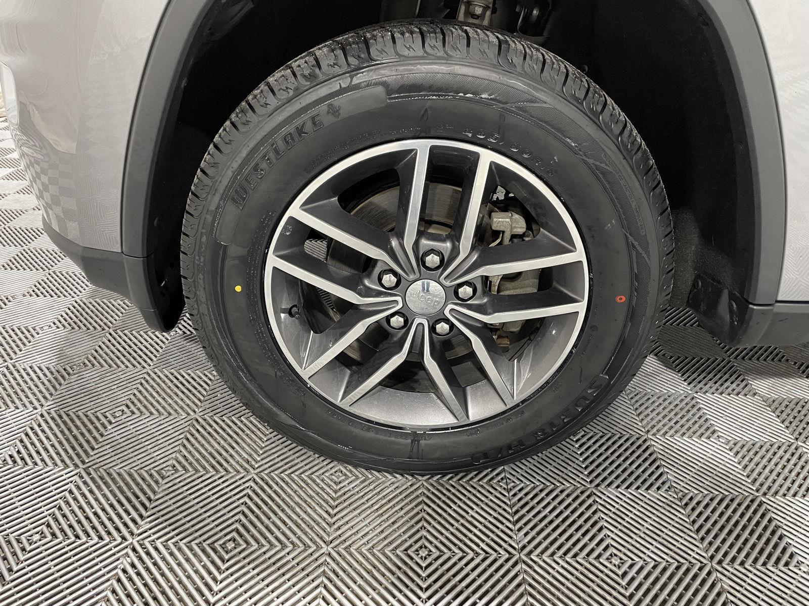 Used 2018 Jeep Grand Cherokee Limited SUV for sale in St Joseph MO
