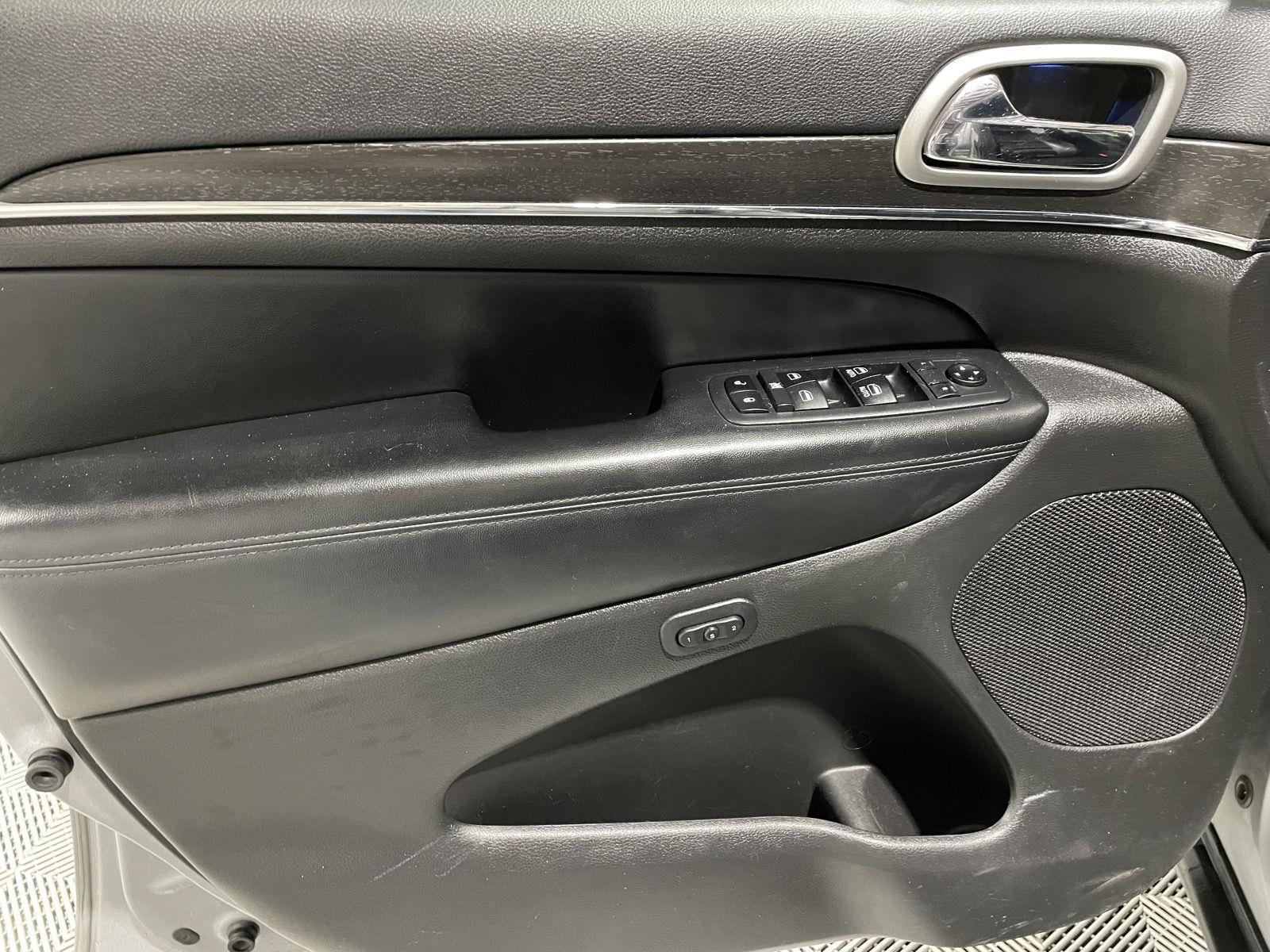 Used 2018 Jeep Grand Cherokee Limited SUV for sale in St Joseph MO
