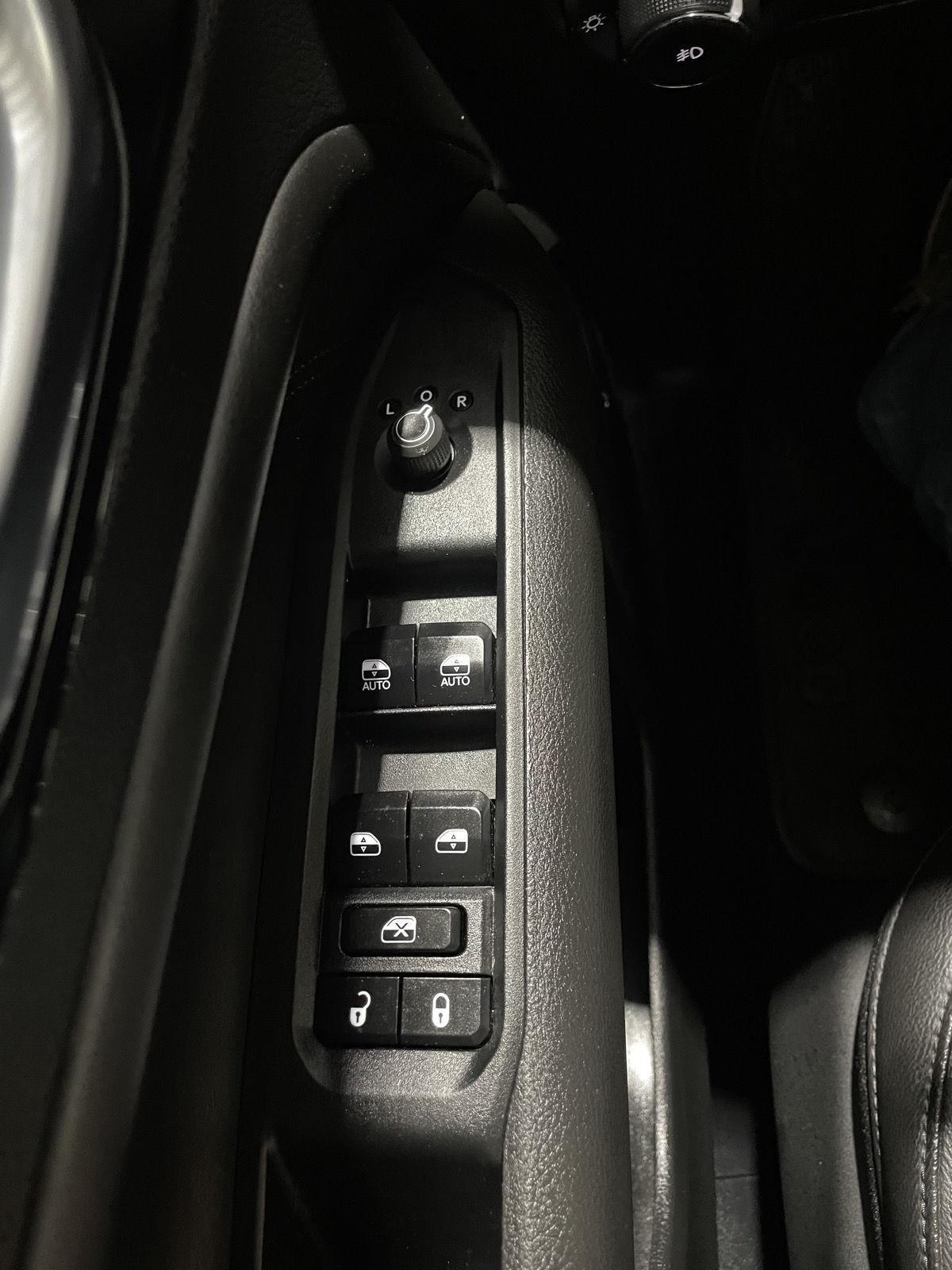 Used 2023 Jeep Compass Trailhawk SUV for sale in St Joseph MO