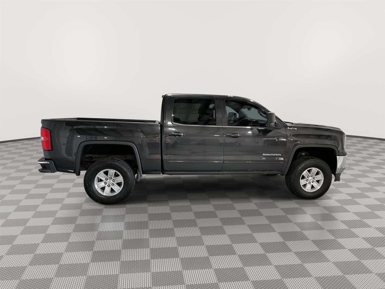 Used 2016 GMC Sierra 1500 SLE Crew Cab Truck for sale in St Joseph MO