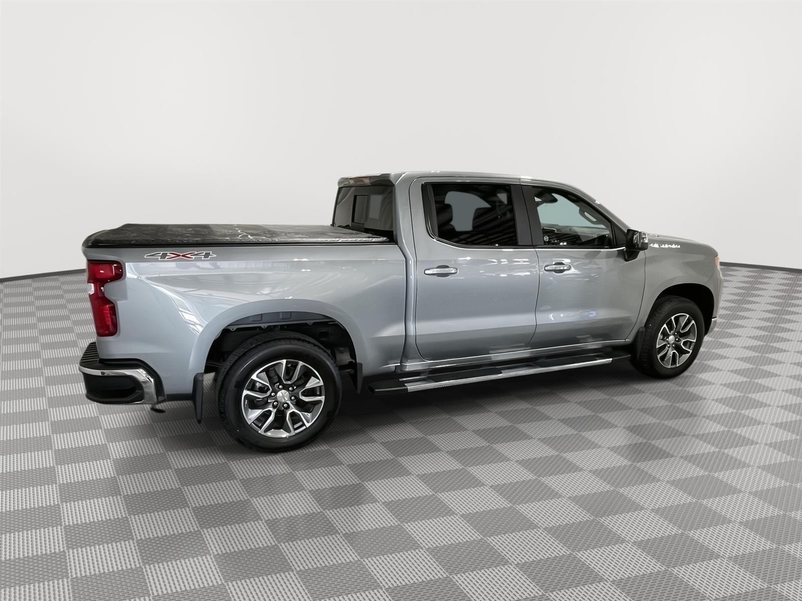 Used 2025 Chevrolet Silverado 1500 LT Crew Cab Truck for sale in St Joseph MO