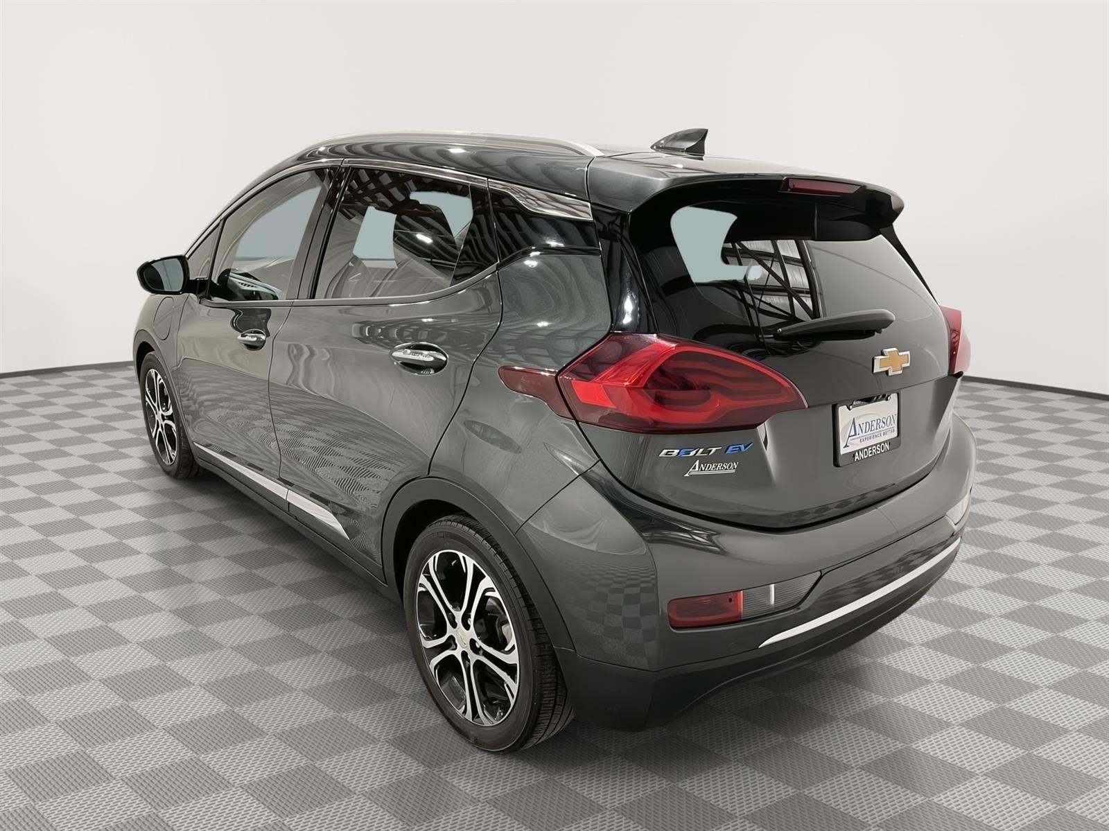 Used 2018 Chevrolet Bolt EV Premier Hatchback for sale in St Joseph MO