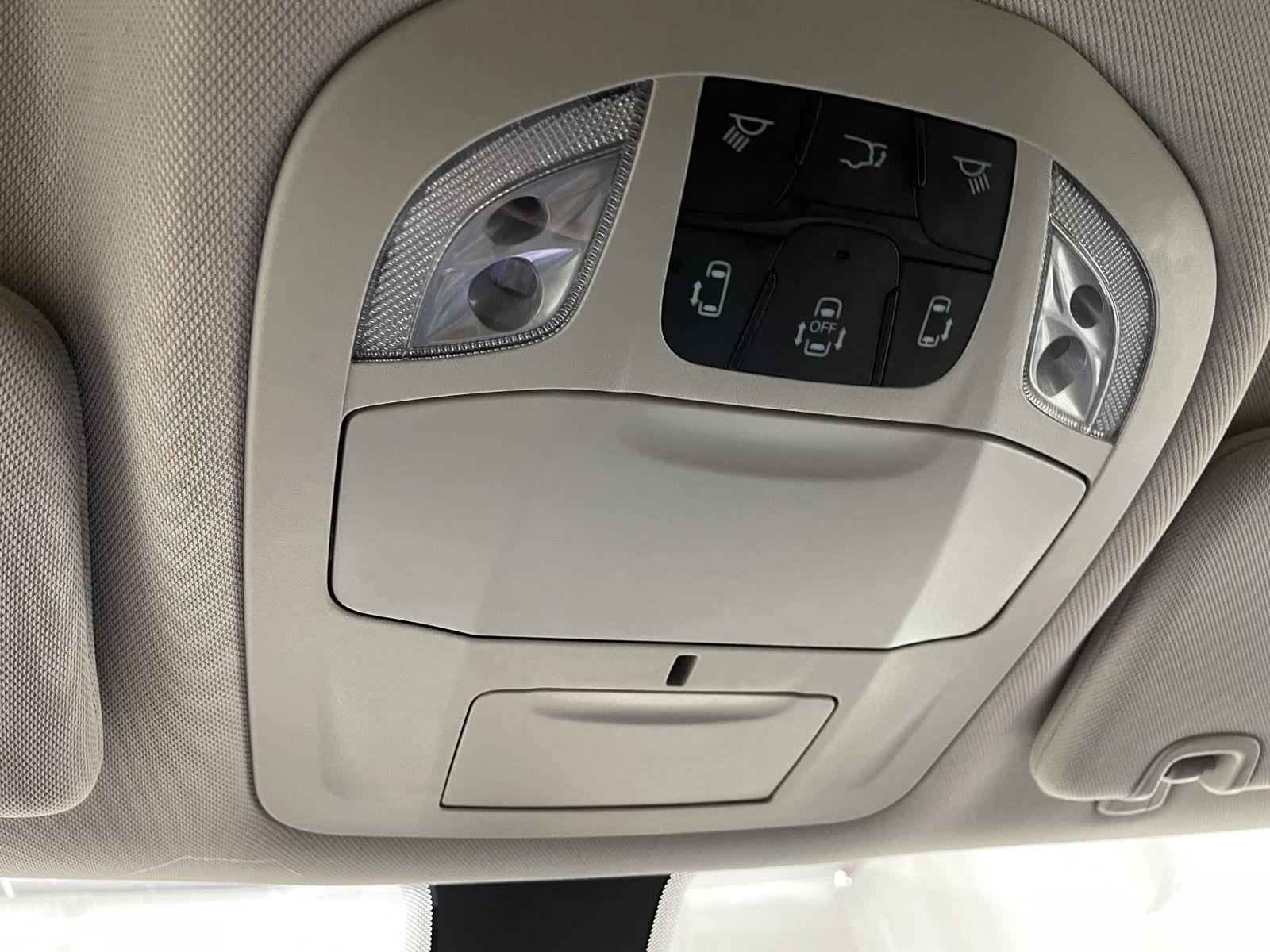Used 2022 Chrysler Voyager LX Minivans for sale in St Joseph MO