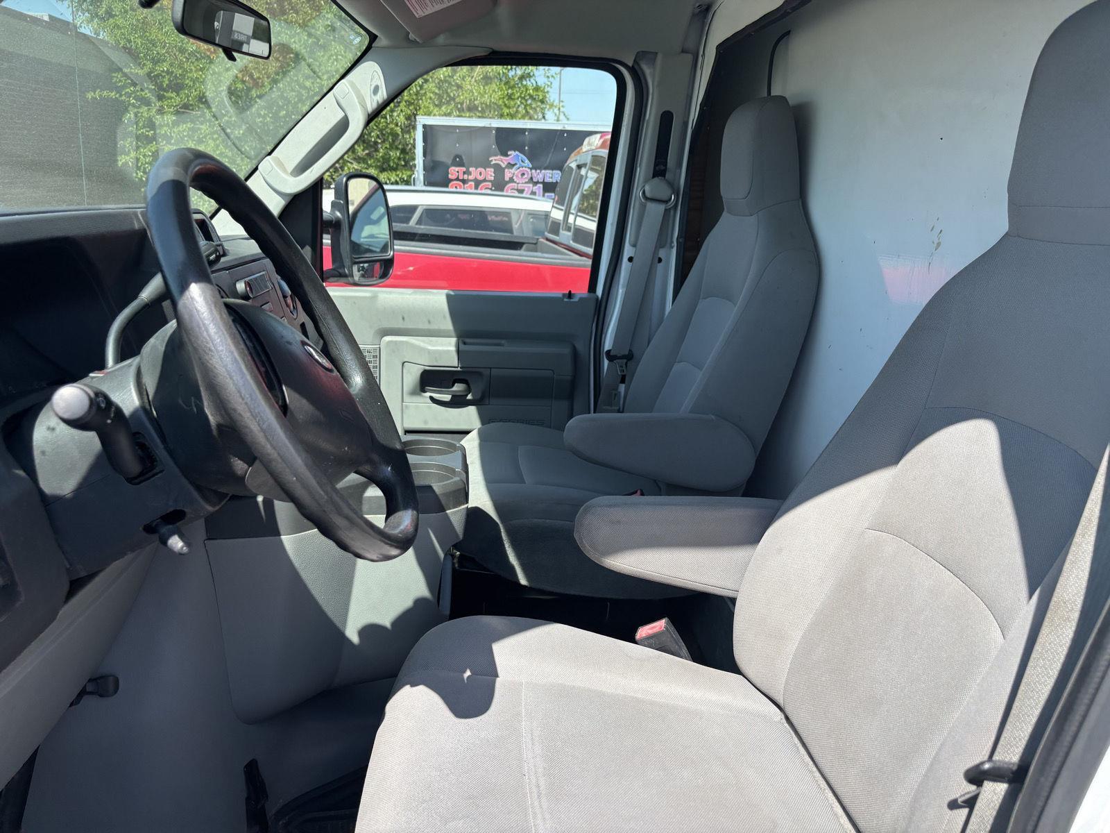 Pre-Owned 2014 Ford Econoline Commercial Cutaway for sale in St. Joseph MO