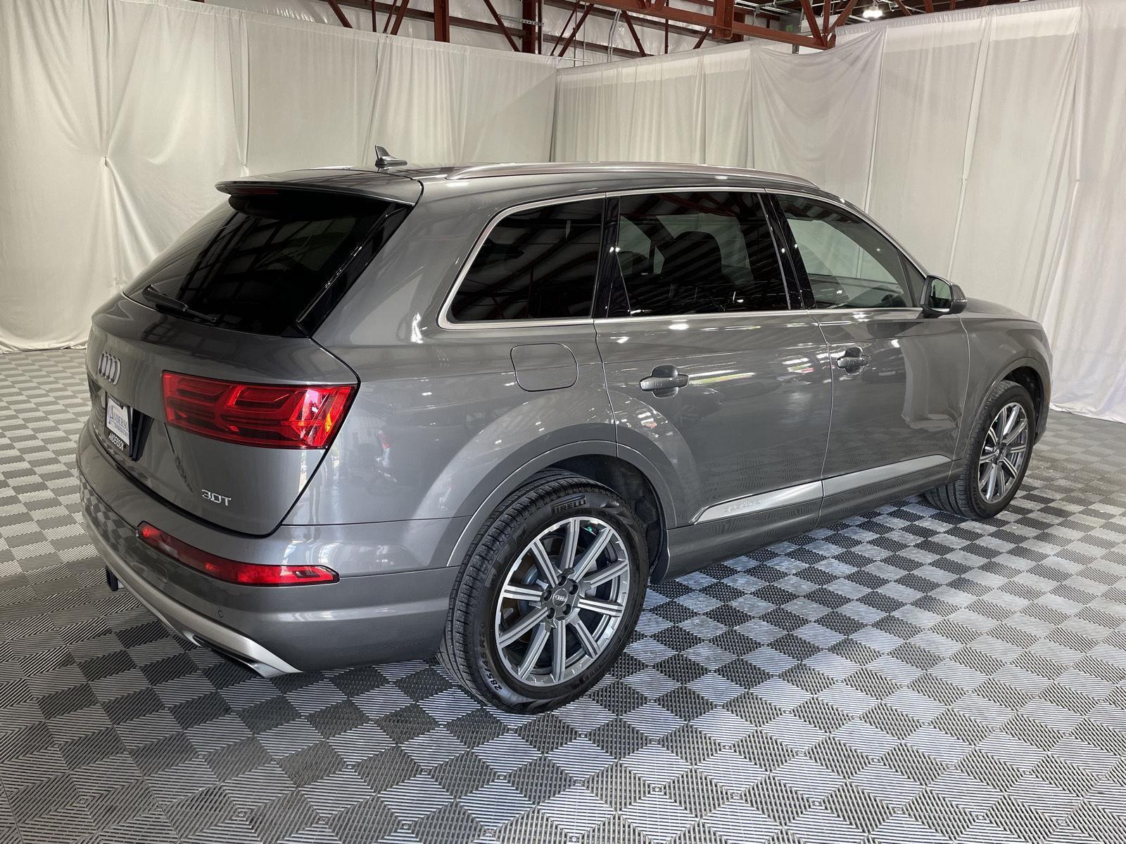 Used 2017 Audi Q7 Premium Plus SUV for sale in St Joseph MO