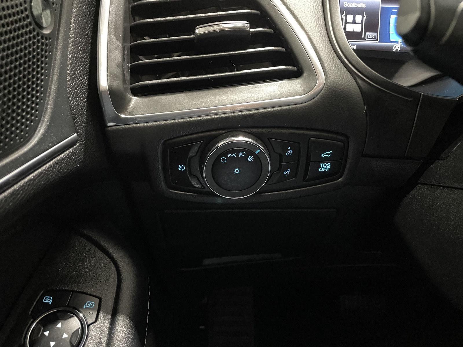Used 2024 Ford Edge Titanium SUV for sale in St Joseph MO