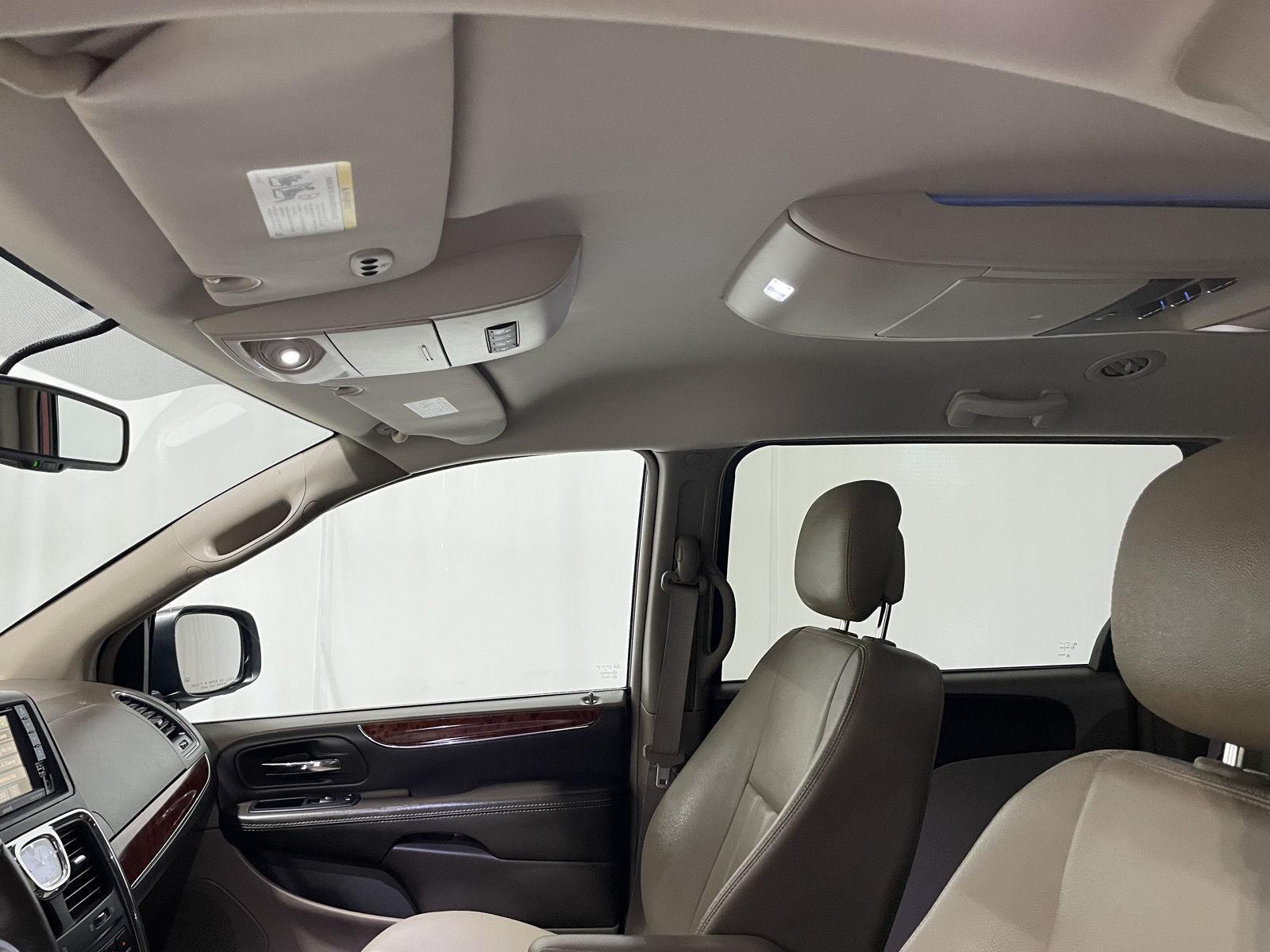 Used 2016 Chrysler Town And Country Touring Minivans for sale in St Joseph MO