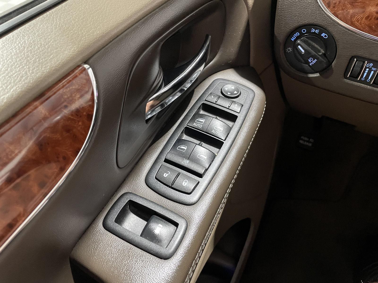 Used 2016 Chrysler Town And Country Touring Minivans for sale in St Joseph MO