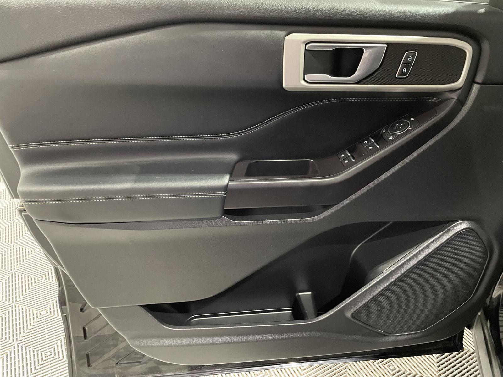 Used 2020 Ford Explorer XLT 4WD SUV for sale in St Joseph MO