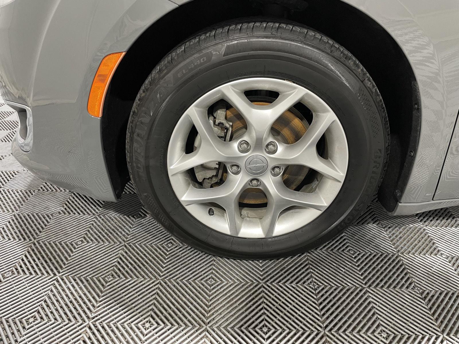 Pre-Owned 2020 Chrysler Pacifica for sale in St. Joseph MO