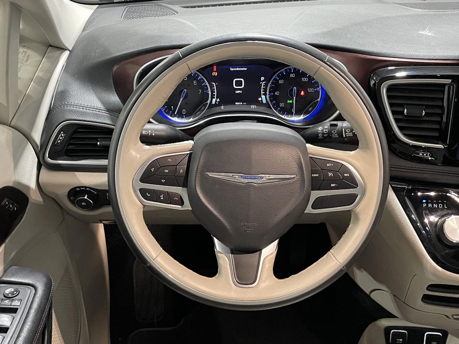 Pre-Owned 2020 Chrysler Pacifica for sale in St. Joseph MO